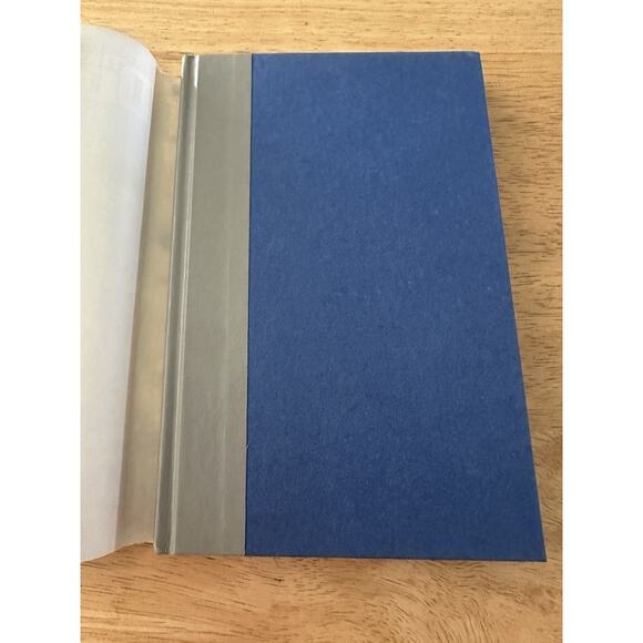 Anne McCaffrey 2 BKS The Dolphins Bell & The Tower and the Hive HC/DJ/1st ed VTG - Picture 6 of 13